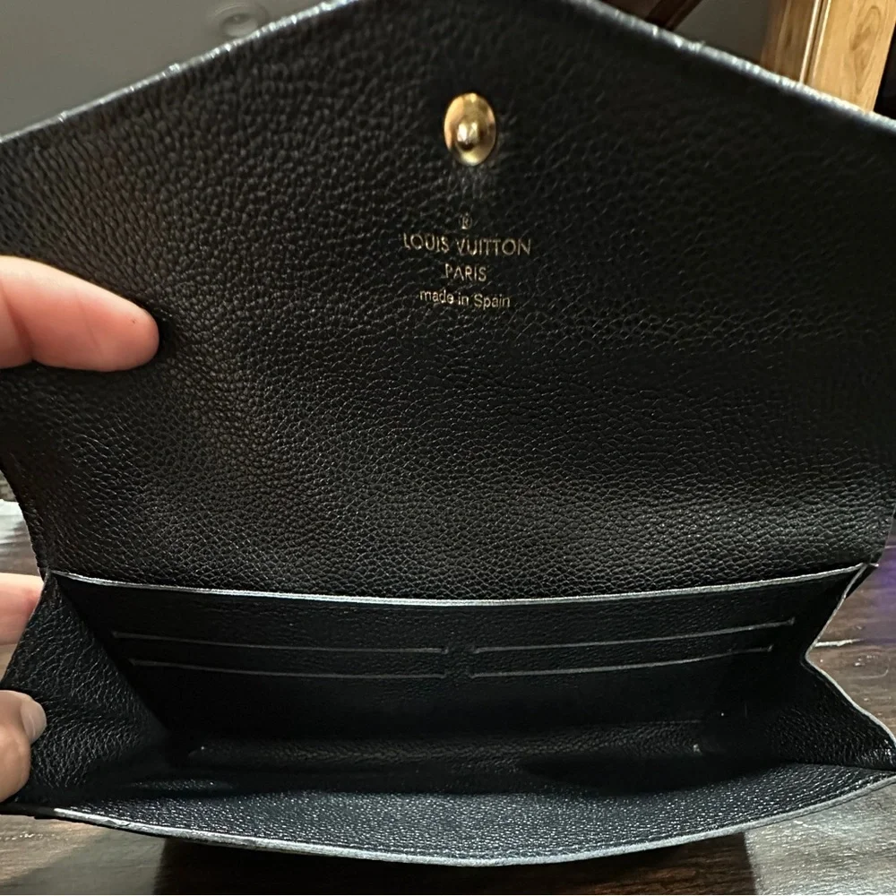 Authentic Louis Vuitton Monogram Empriente Curieuse Wallet w Original Zip Pouch